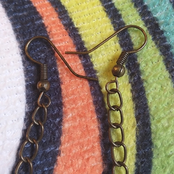 White Rabbit Alice in Wonderland - Handmade Earrings - Picture 4 of 4